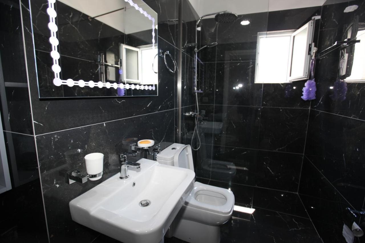 Deda Apartments Sarandë 외부 사진